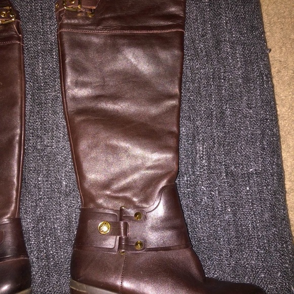 VINCE CAMUTO Brooklee Boot LEATHER BROWN 7.5 - Picture 3 of 8